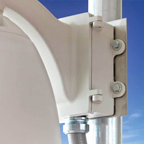 E120PP2-SUS ドームハウジング用ポール取付金具(ステンレスバンド用)E220取付画像