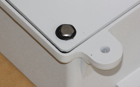 E120YOKO 防滴・防塵に優れたIP66 相当