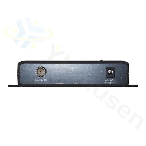 E765HD 映像入力・電源入力端子