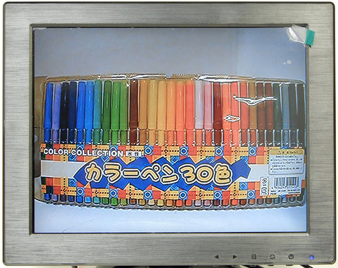 TFT-104 実際に52万画素防犯カメラの映像を表示した画像