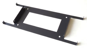 WALLCAB-156HW 壁側金具を4点にて壁に固定