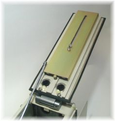 KS-3001  高防水性・堅牢型チルトアップタイプカメラハウジング カメラ台座部分