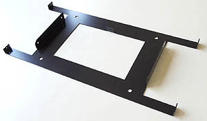 WALLCAB-170-25 壁面金具を4点にて壁固定